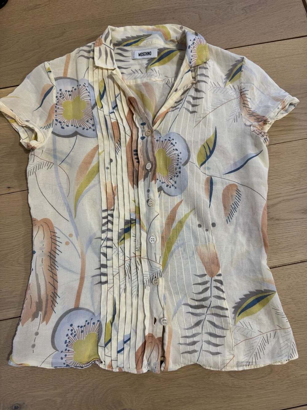 Moschino Women's Short Sleeve Button-Front Blouse with Floral Print - Picture 4 of 9
